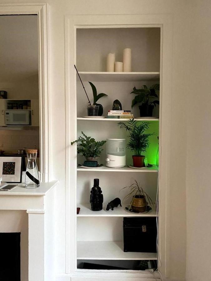 Modern Appartement W/ Tour Eiffel View In The 7Th ปารีส ภายนอก รูปภาพ