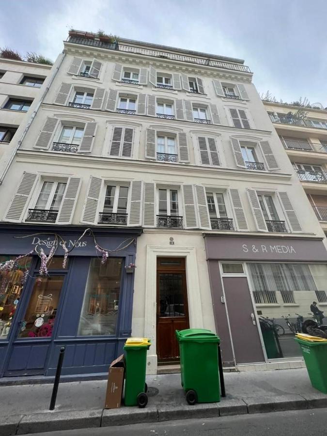 Modern Appartement W/ Tour Eiffel View In The 7Th ปารีส ภายนอก รูปภาพ